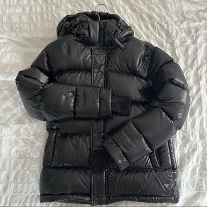 Aritzia Super Puff “hi-gloss” black XXS worn once